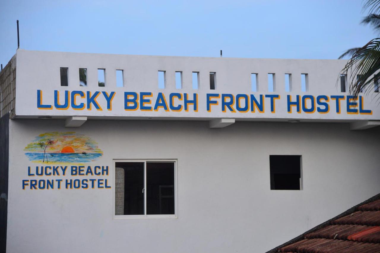 Lucky Beach Front Hostel Hikkaduwa Exteriör bild